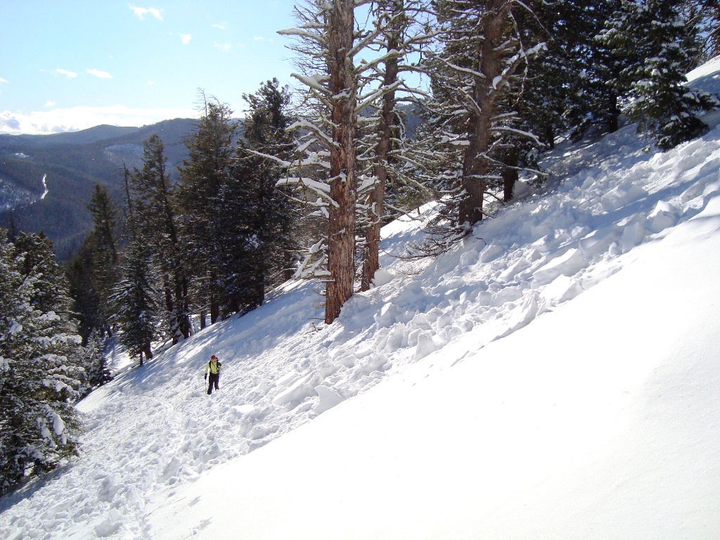 Natural Avalanche on Approach Natural Avalanche on Approach